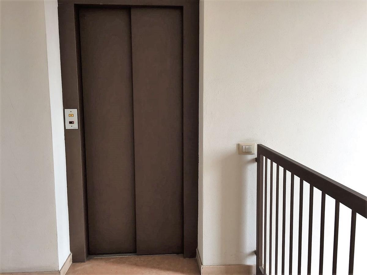 Desenzanoloft Le Chateau De Margot Ντεζεντσάνο ντελ Γκάρντα Εξωτερικό φωτογραφία